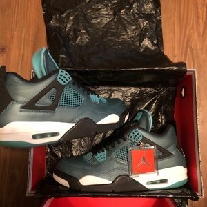 Jordan 4